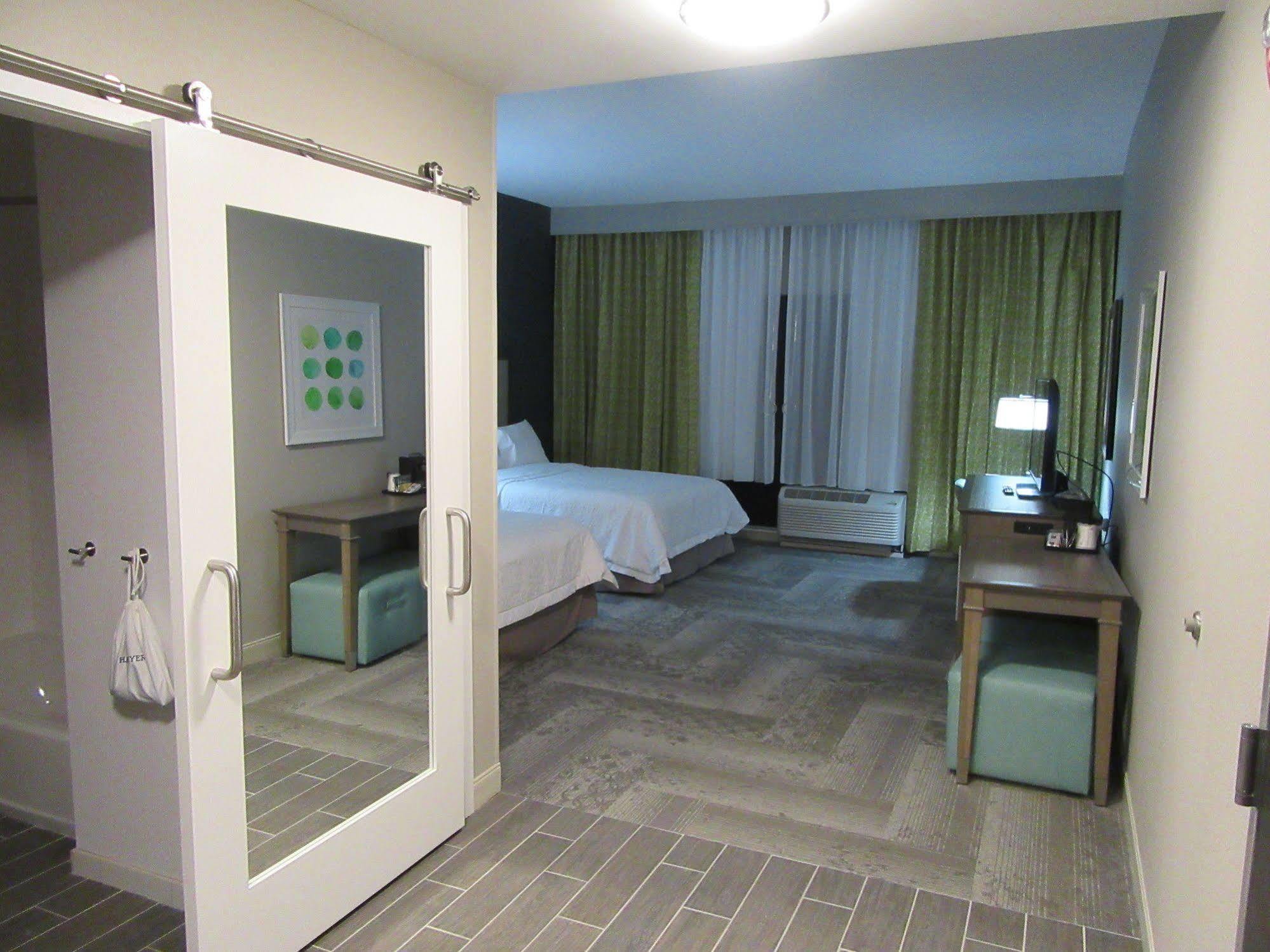 Hampton Inn&Suites By Hilton Knightdale Raleigh Exterior foto