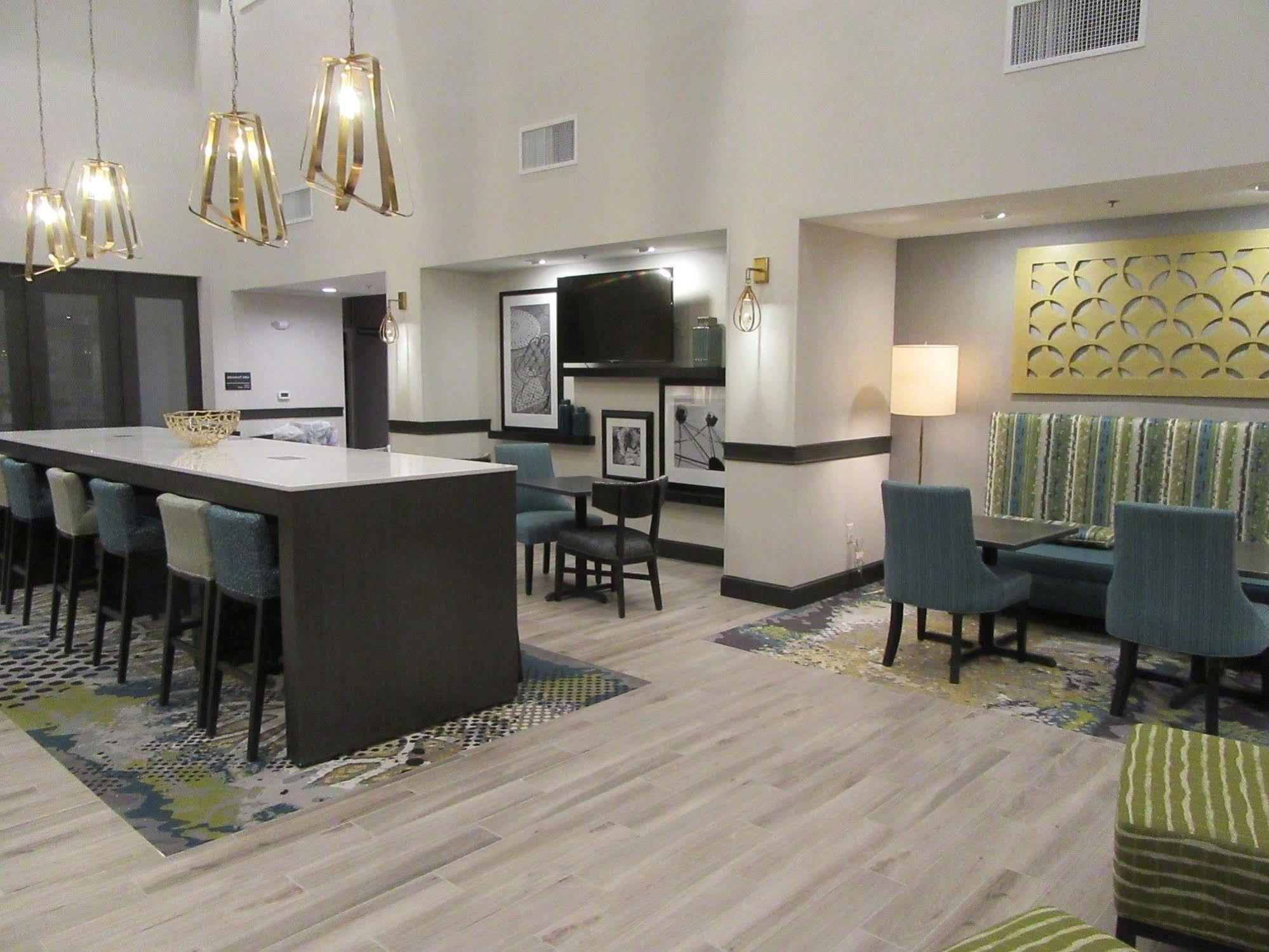 Hampton Inn&Suites By Hilton Knightdale Raleigh Exterior foto