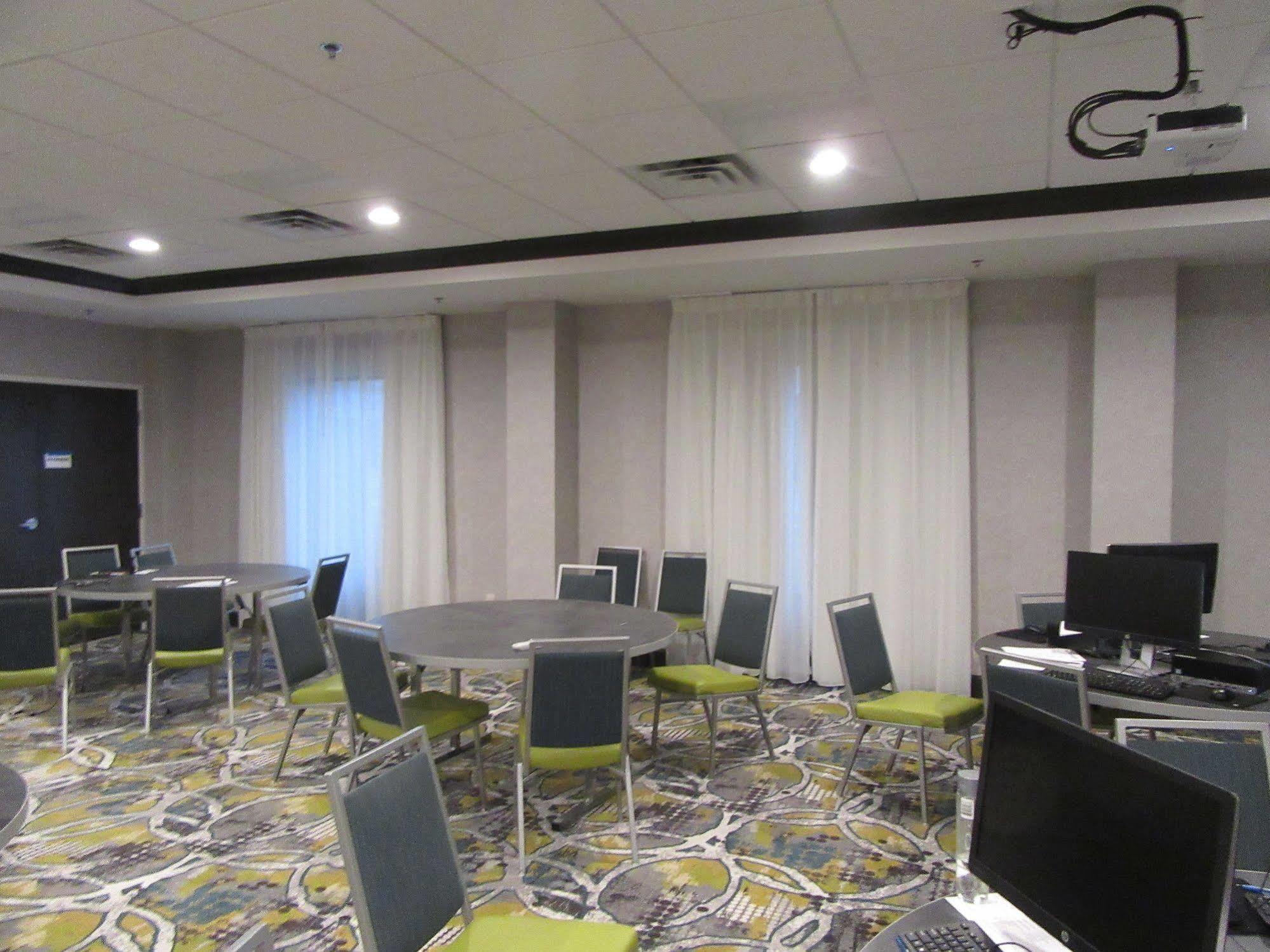 Hampton Inn&Suites By Hilton Knightdale Raleigh Exterior foto